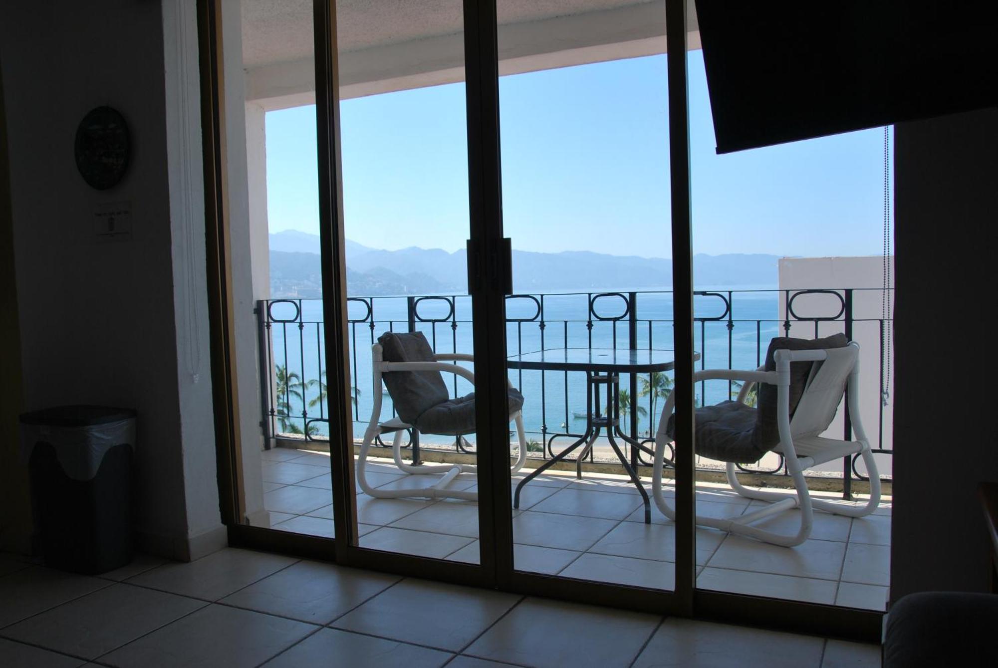 Beachfront View Condo Beside La Isla Mall Puerto Vallarta Exterior photo